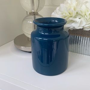 Indigo Blue Ceramic Tabletop Round Vase 5.3"